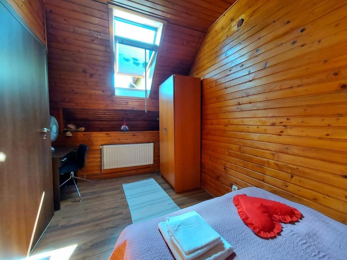 Grinda House - City Center Park And Stay Brașov Exterior foto